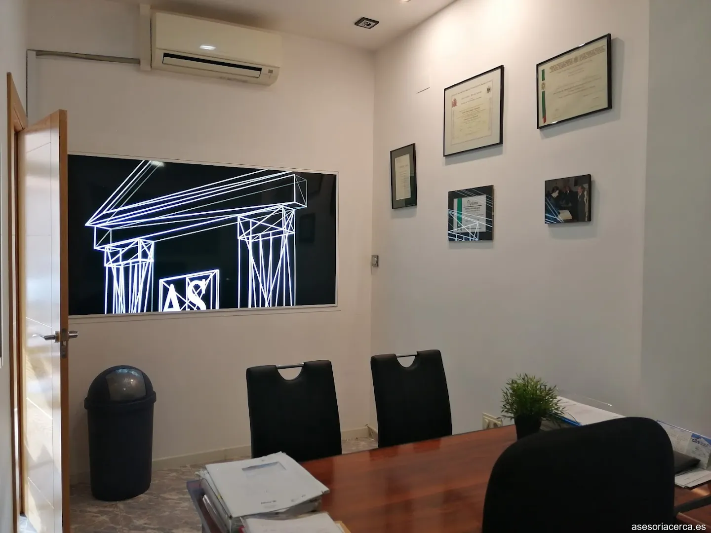 Asesoria Santaella